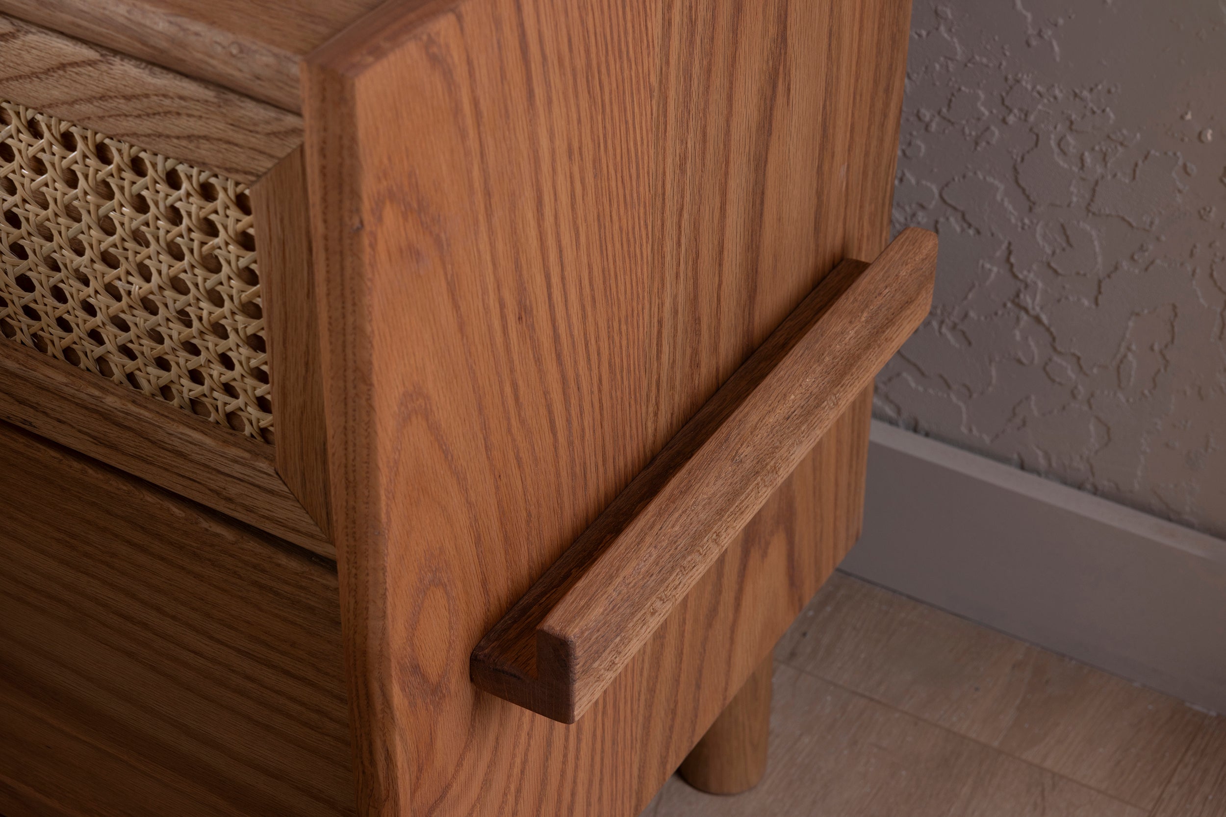 Oak Single Drawer and Cabinet Nightstand with Hazeran Cover Detail