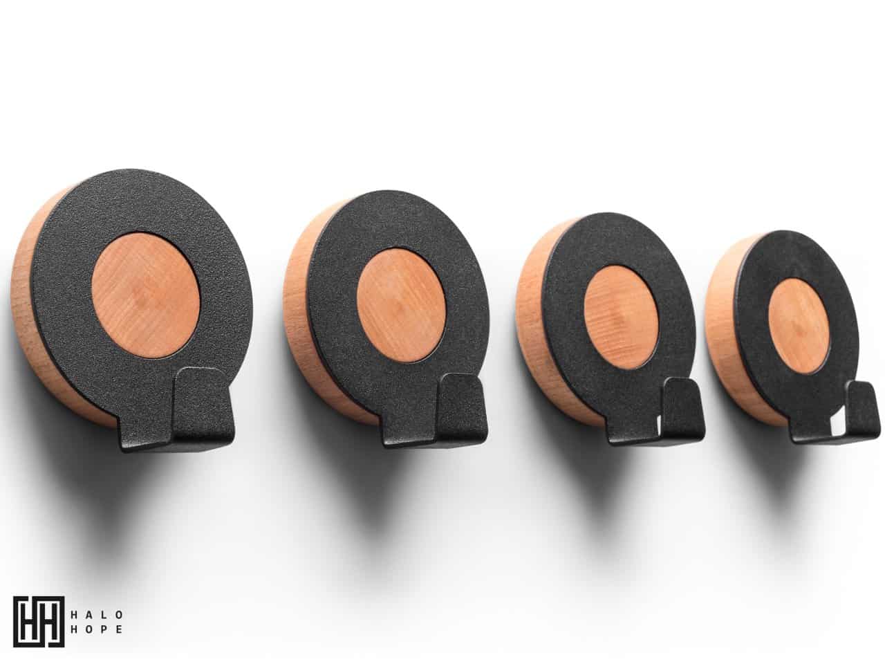 Mana Hanger, Black, Oak