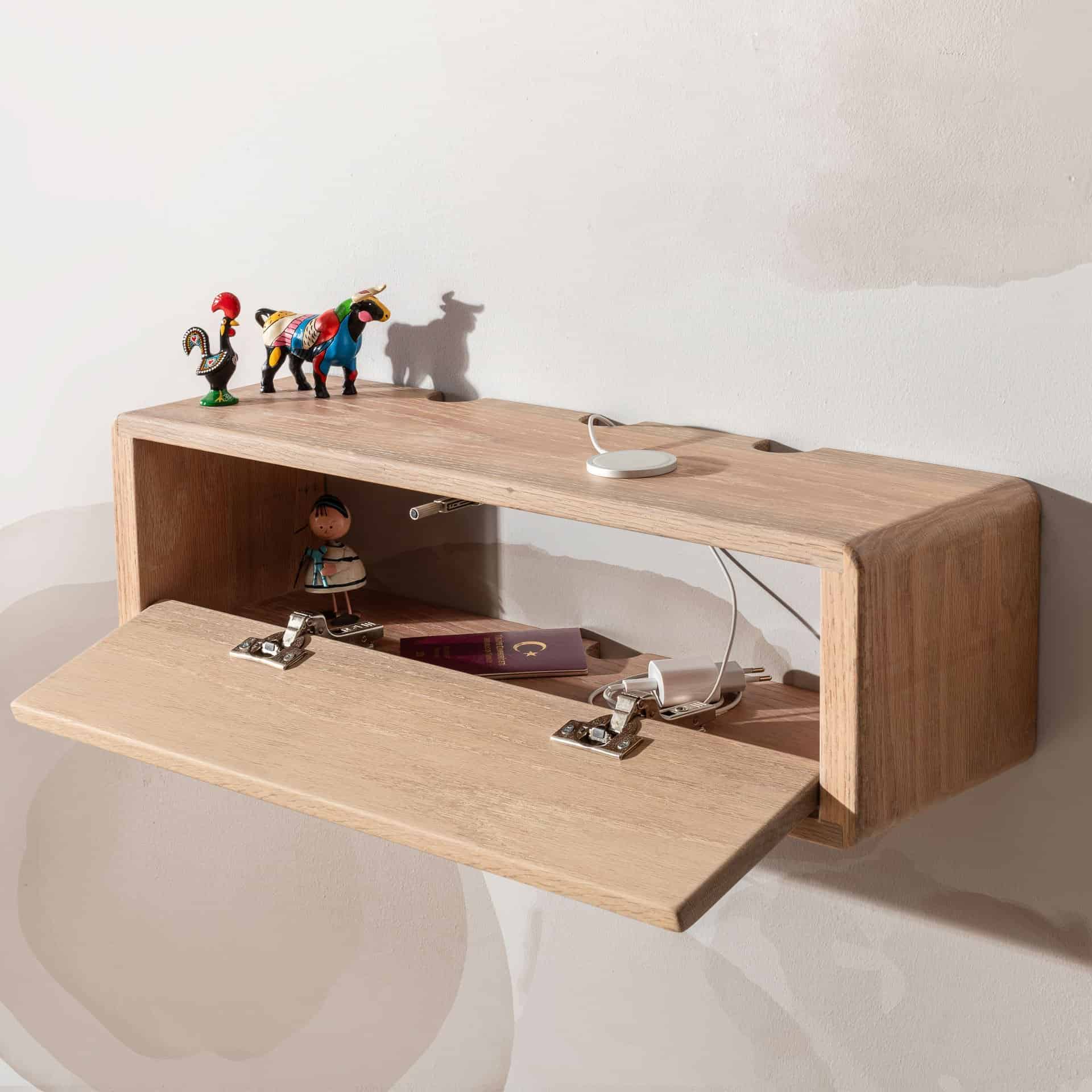 Natural Oak Wall Shelf Organizer with Covers for Library Bookcase Bathroom and Kitchen Decorative Design