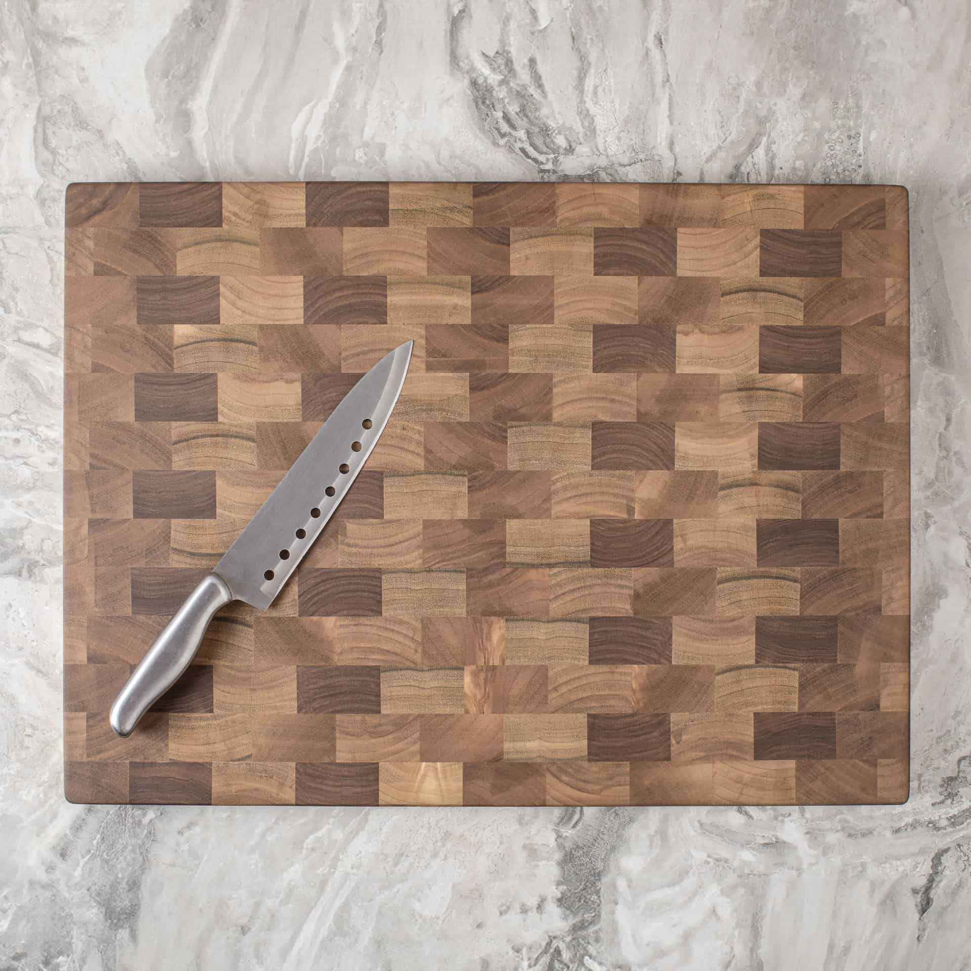 Endgrain Walnut Cutting and Serving Board – Handmade | Special Design for Gastronomy Professionals